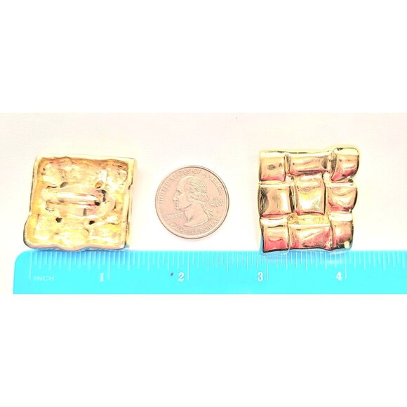 Ciner Goldtone Lattice Clip On Earrings - Picture 5 of 5